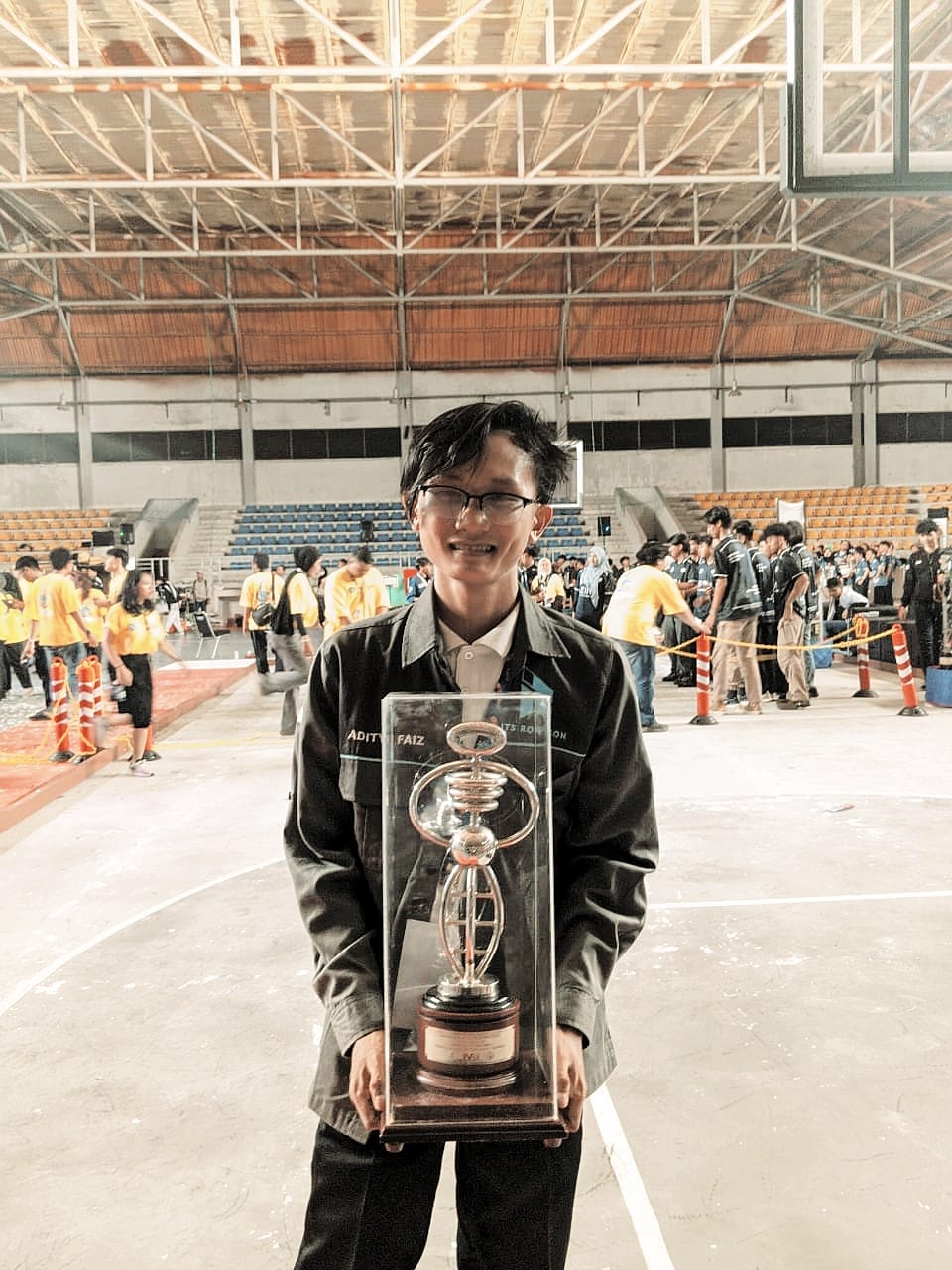 Putra Riau ; Aditya Faiz Peserta Kontes Robot Abu Asia Fasifik di Mongolia